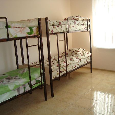 Hostel Sofia ชึโตเมอร์ ภายนอก รูปภาพ