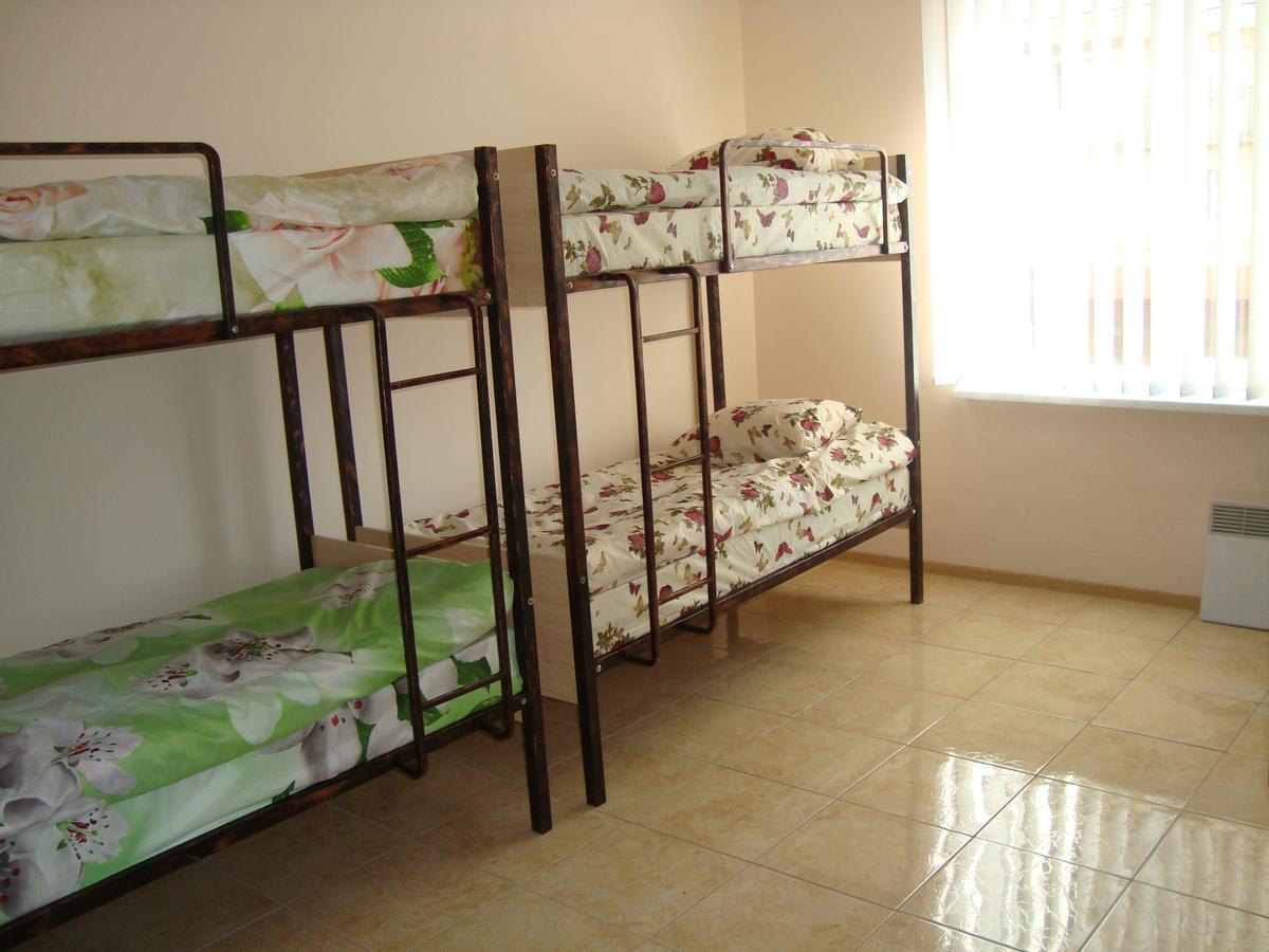 Hostel Sofia ชึโตเมอร์ ภายนอก รูปภาพ