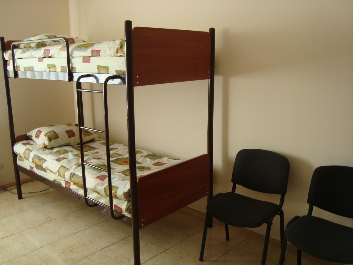 Hostel Sofia ชึโตเมอร์ ภายนอก รูปภาพ