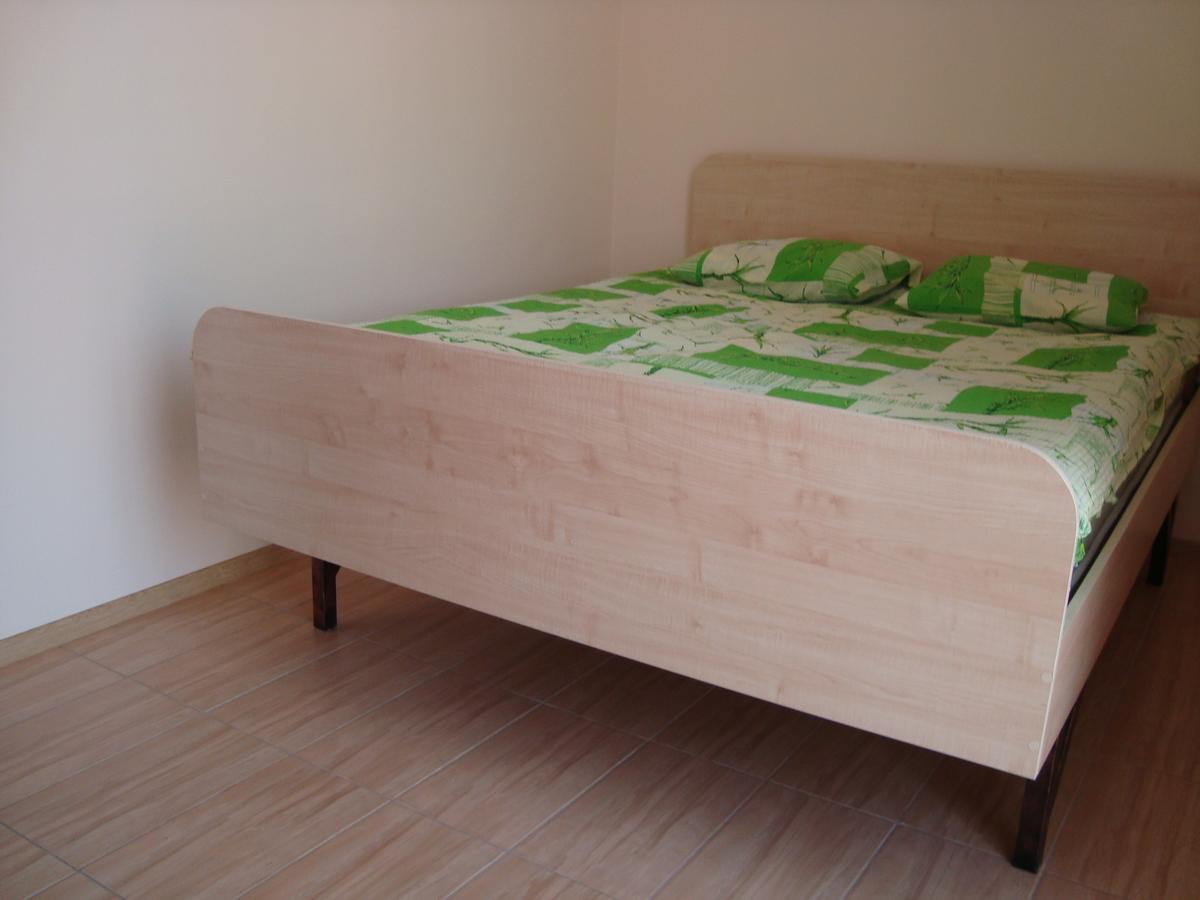 Hostel Sofia ชึโตเมอร์ ภายนอก รูปภาพ